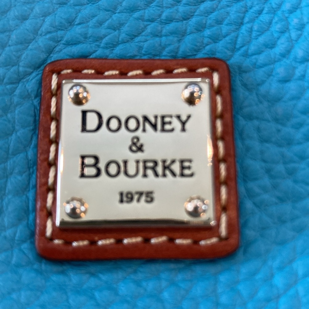 Dooney & Bourke Pebble Leather Kiss-Lock Coin Purse - Picture 4 of 5